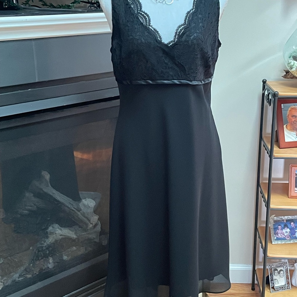 Elegant Black Lace Dress